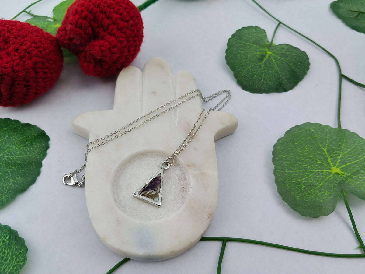 Florève necklace/Lavender triangle - Anti-tarnish triangle pendant with silver chain