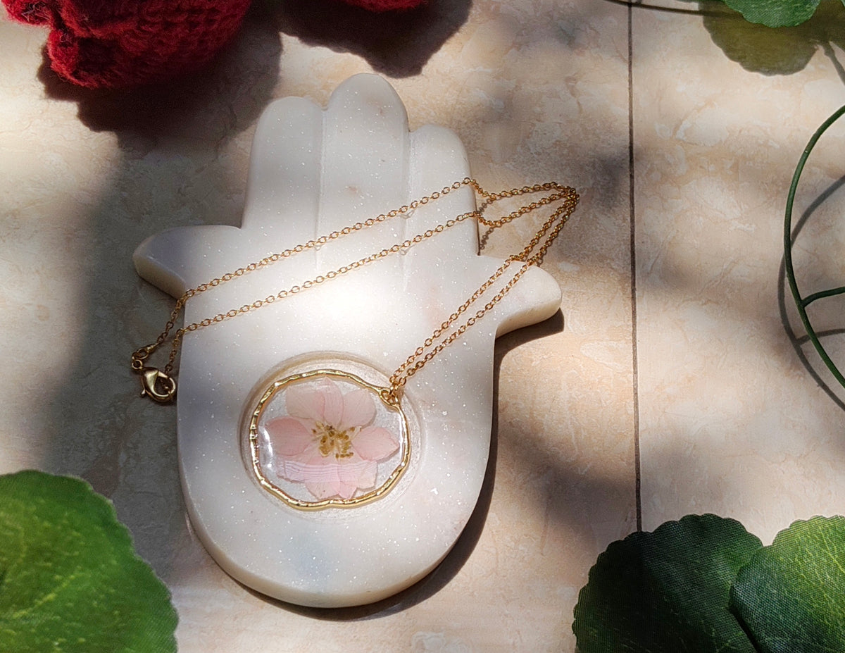 Florève necklace/Blossom lace - Anti-tarnish circle pendant with golden chain