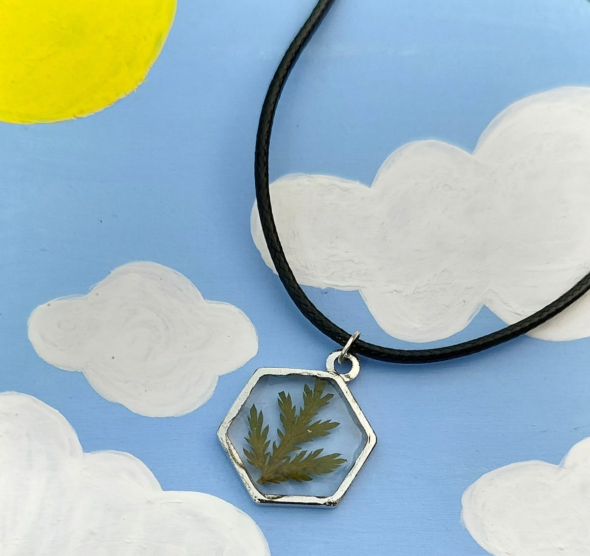 Florève necklace/Forest hex